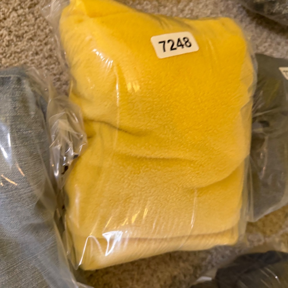 LL Bean Womens Fleece Pullover Top Yellow Crew Neck Long Sleeve 1X ORD23 - Picture 4 of 4